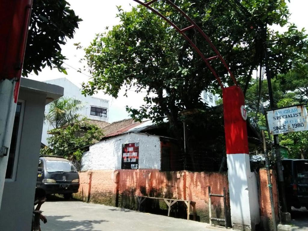 Zenrra Backpacker Hostel Bandung Ngoại thất bức ảnh